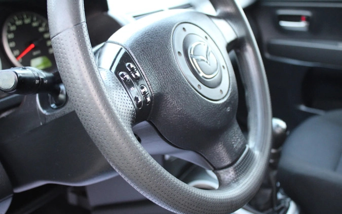 Mazda 2 cena 9900 przebieg: 180000, rok produkcji 2006 z Solec Kujawski małe 154